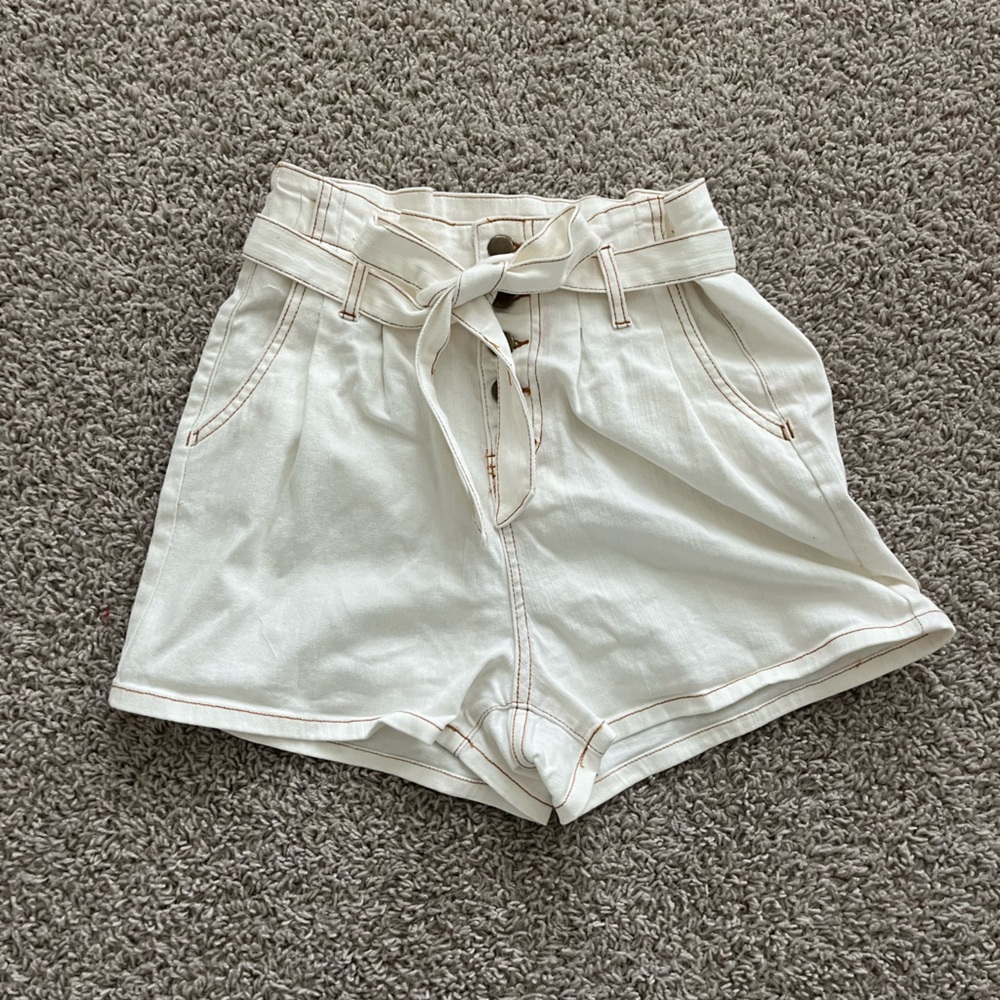Baggy cargo shorts